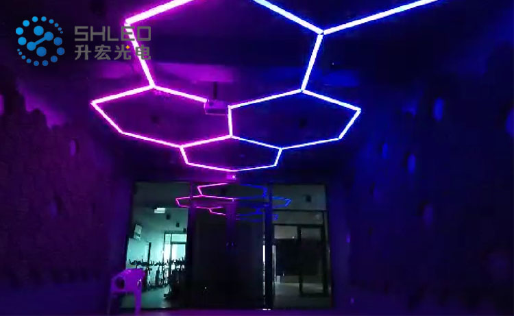 Sport Club娱乐空间 智能艺术灯光体验